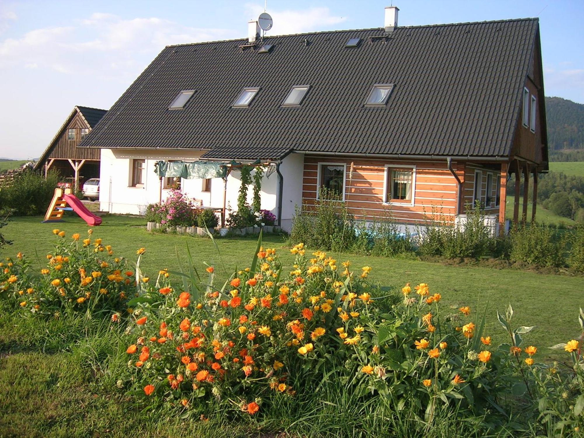 Apartman V Chaloupce Na Vrsku Bernsdorf Kültér fotó